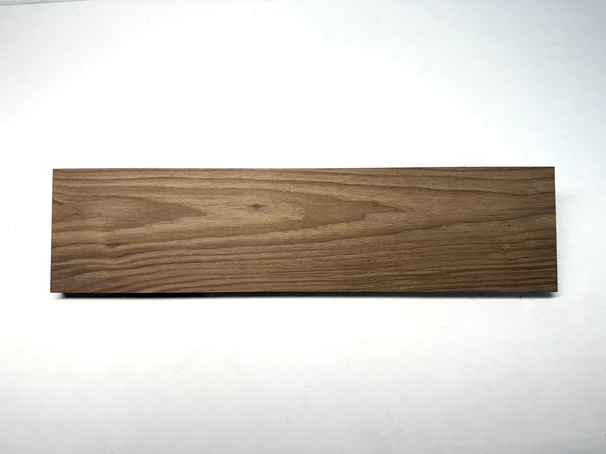 Steamed Black Walnut S/B (Select & Better) — 4/4 Kiln-Dried Boards | Widths 3–7″ | Lengths 12–42″ | Premium Walnut Lumber