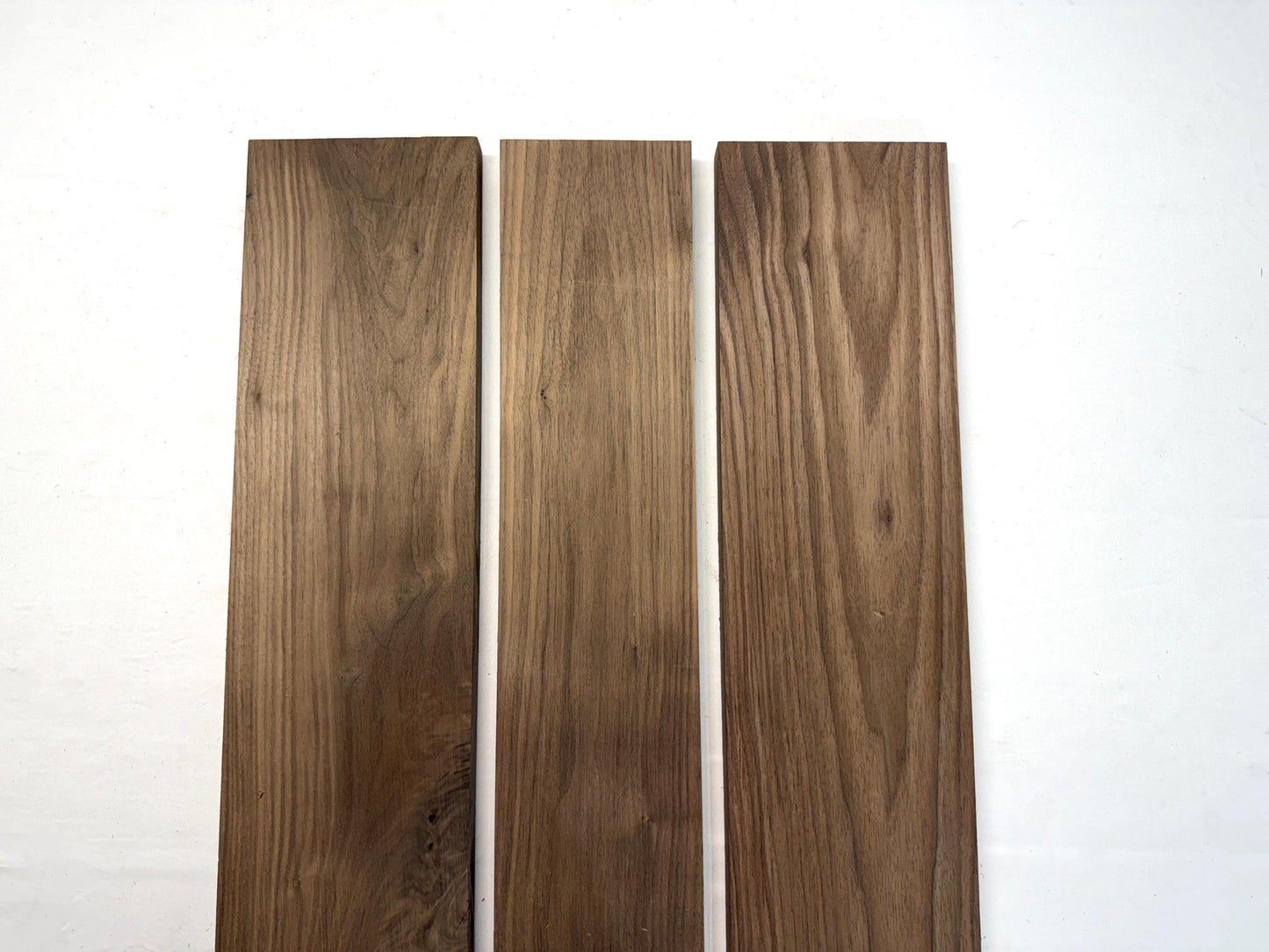 Steamed Black Walnut S/B (Select & Better) — 4/4 Kiln-Dried Boards | Widths 3–7″ | Lengths 12–42″ | Premium Walnut Lumber