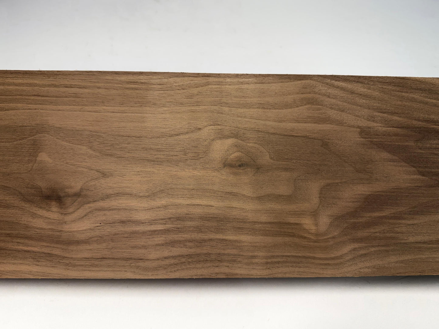 8/4 Steamed Black Walnut S/B Grade | Kiln-Dried Walnut Lumber | Widths 3–7″ | Lengths 12–42″ | Premium Hardwood Boards