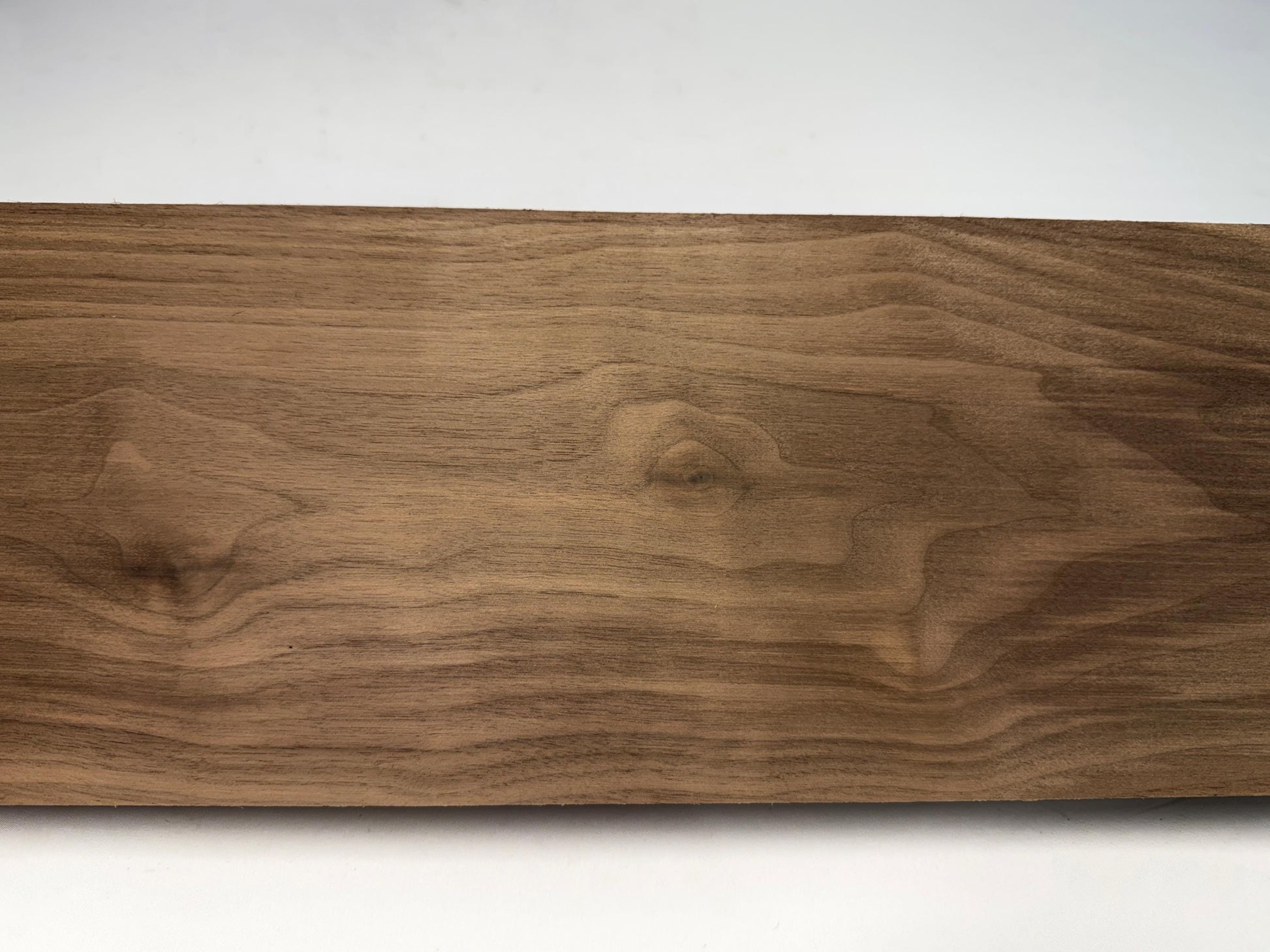 8/4 Steamed Black Walnut S/B Grade | Kiln-Dried Walnut Lumber | Widths 3–7″ | Lengths 12–42″ | Premium Hardwood Boards