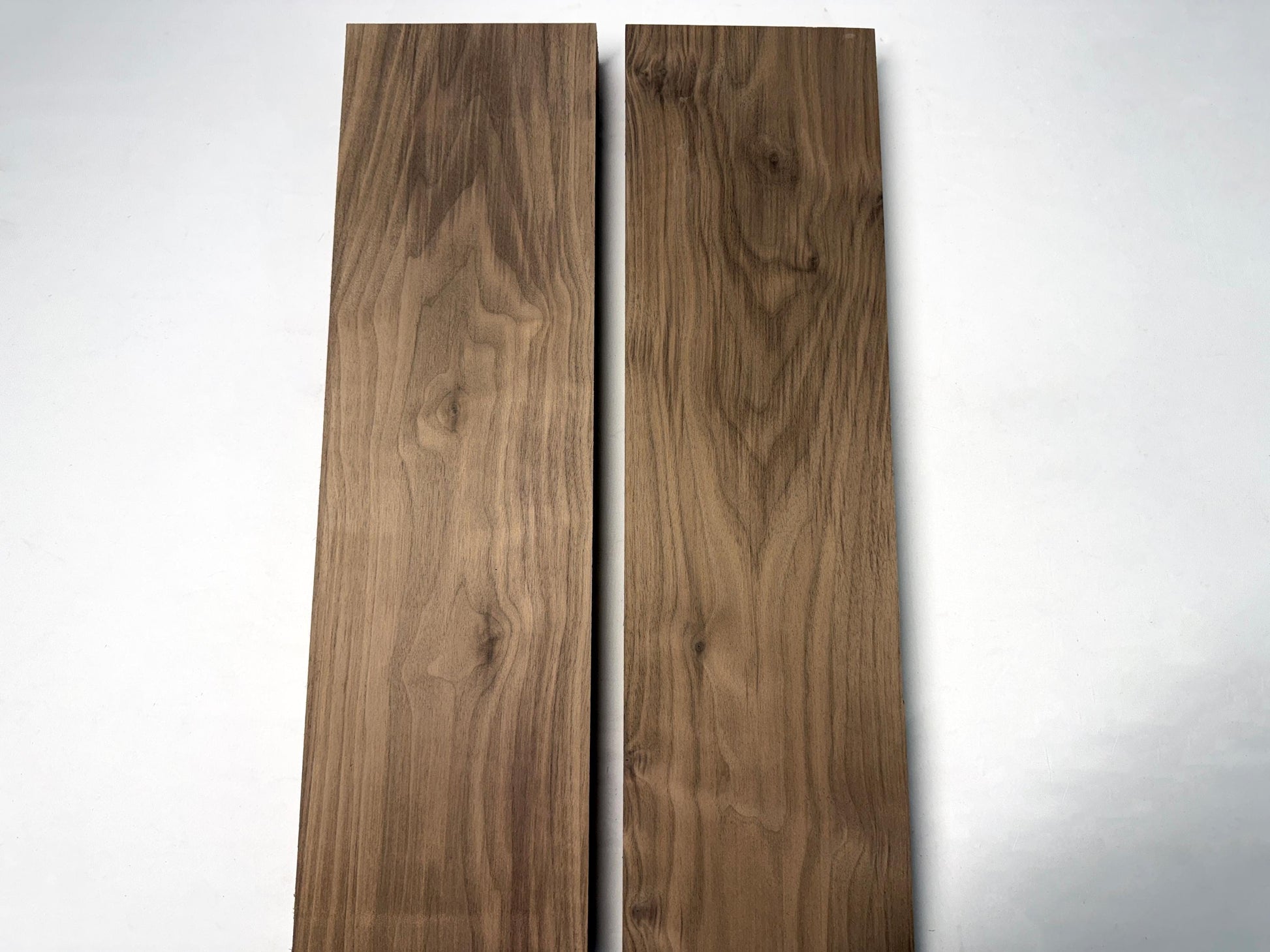 8/4 Steamed Black Walnut S/B Grade | Kiln-Dried Walnut Lumber | Widths 3–7″ | Lengths 12–42″ | Premium Hardwood Boards